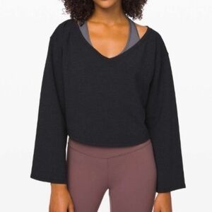 Lululemon Show Your Depth Bell Sleeve Crop Top